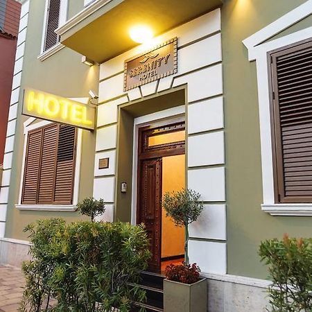 Hotel Serenity Tirana Exterior foto